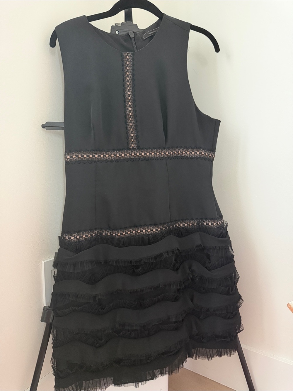 BCBGMaxAzria Black Sleeveless Ruffle Lace-Inset Mini Dress